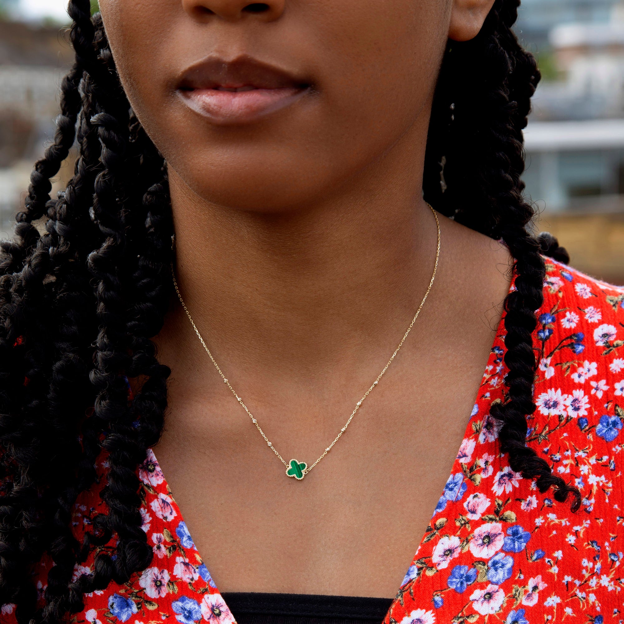 9ct Yellow Gold Malachite Clover Ball Necklace