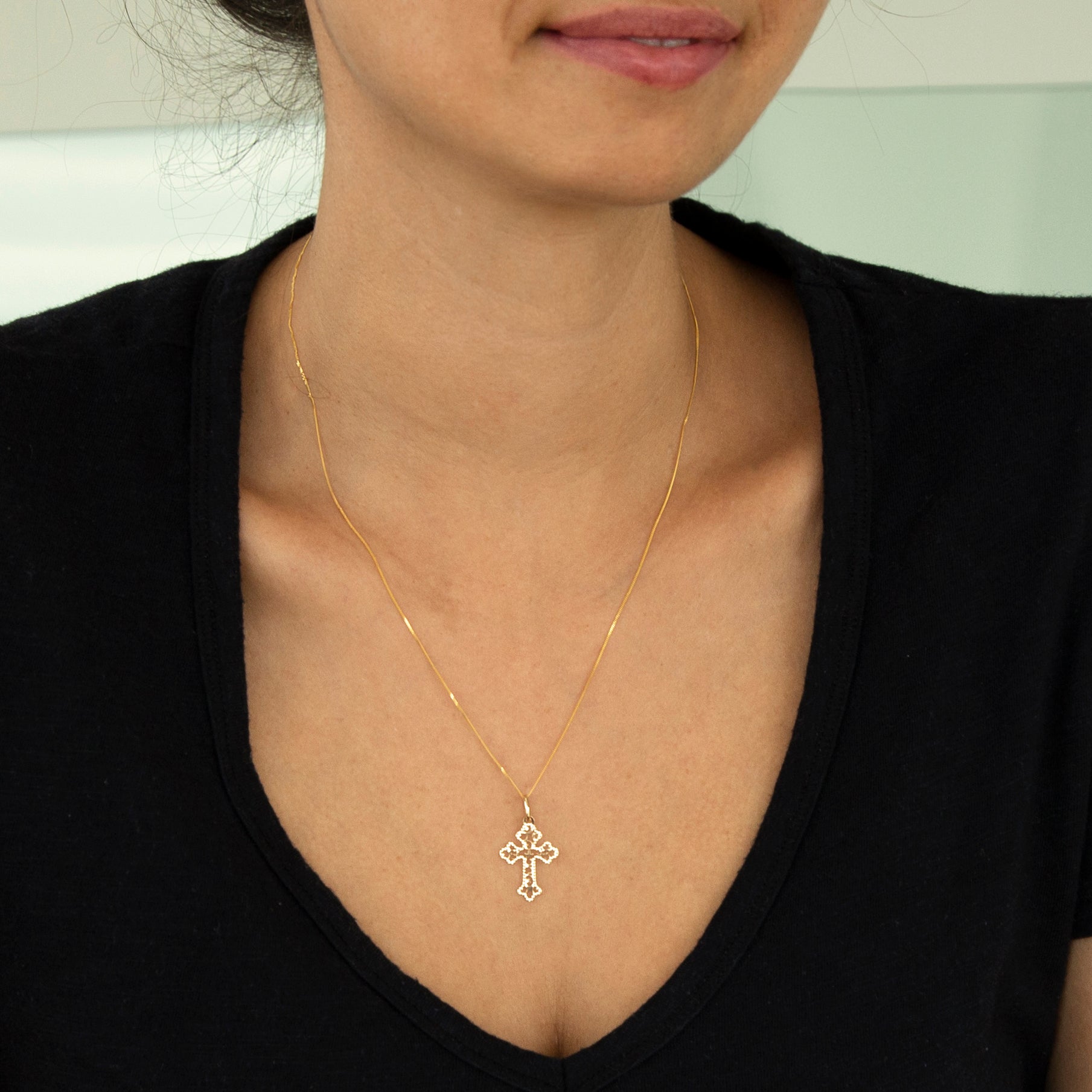 9ct Yellow Gold Filigree Cross Pendant Necklace