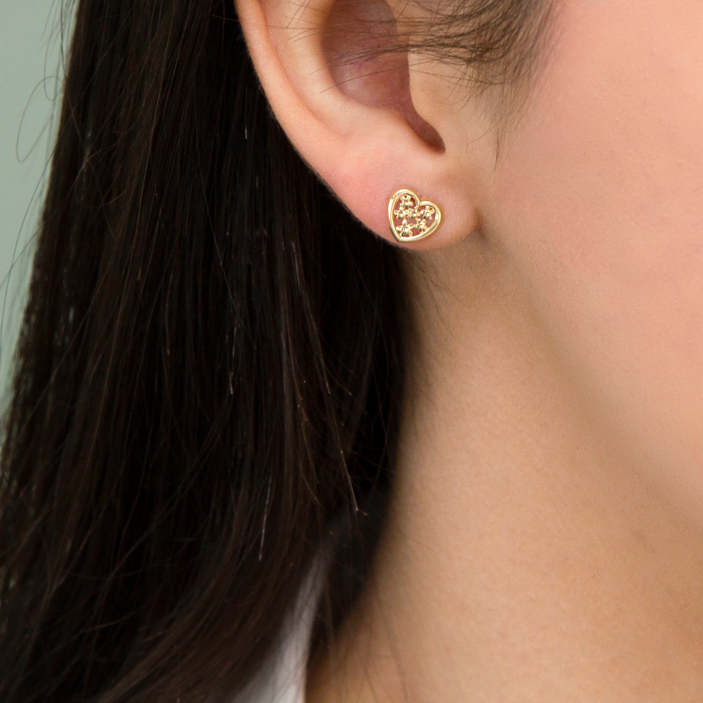 9ct Yellow Gold Flower Heart Stud Earrings
