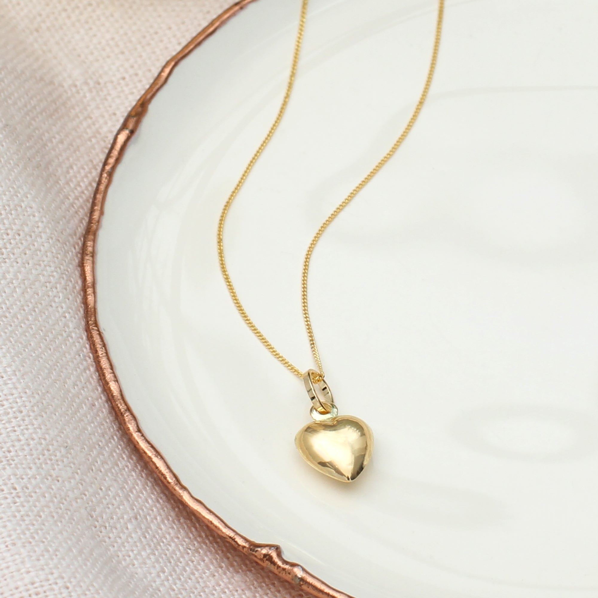 9ct Yellow Gold Puffed Heart Pendant Curb Chain Necklace