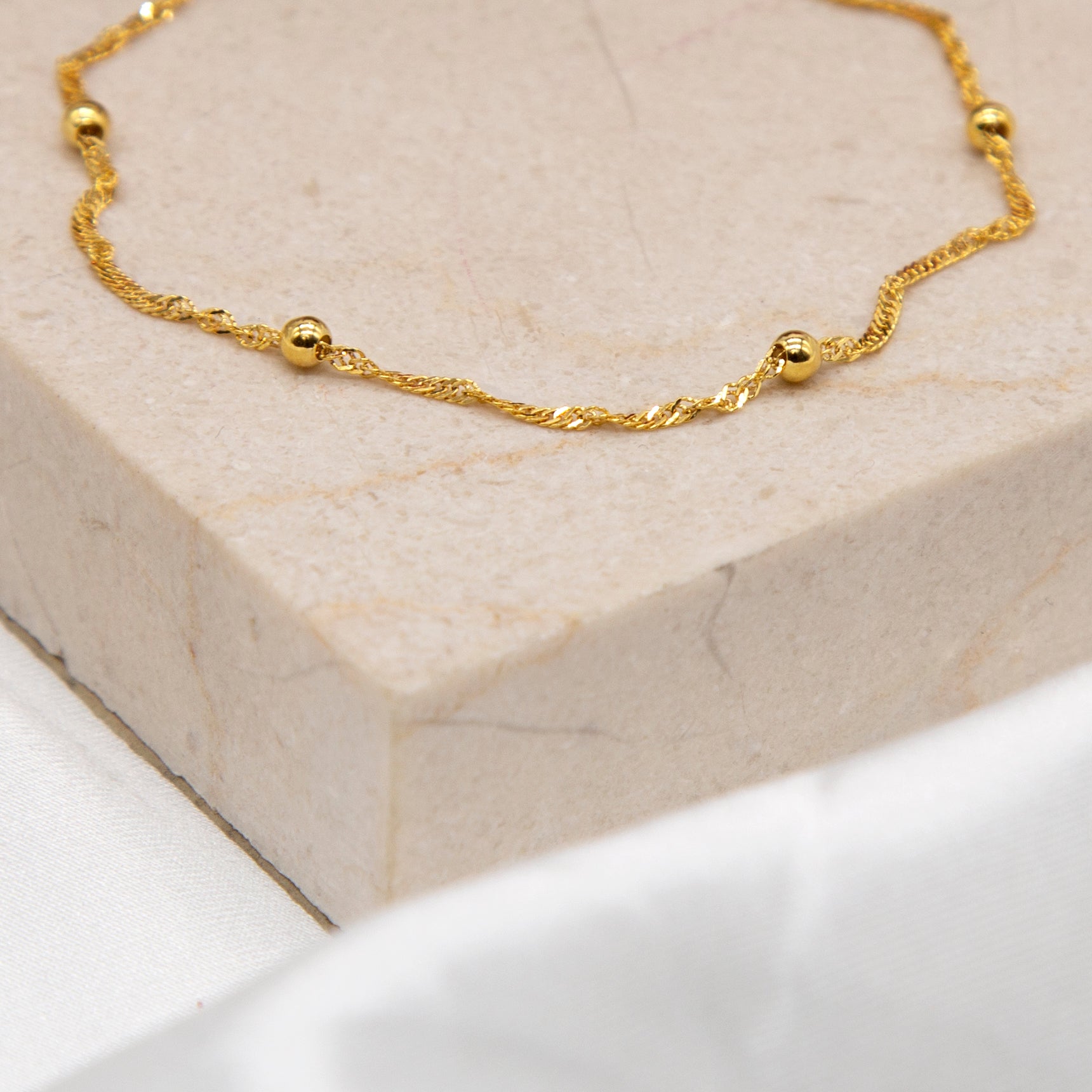 9ct Yellow Gold Twisted Curb And Ball Chain Bracelet