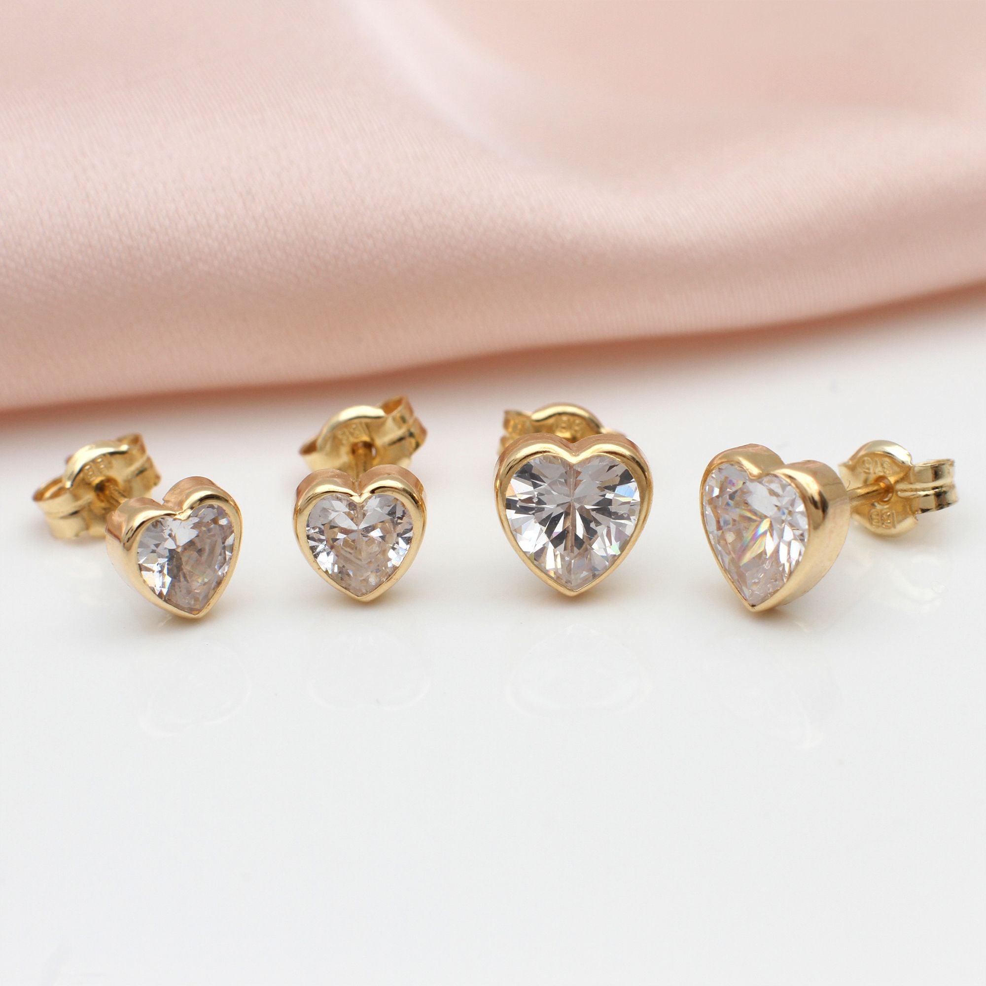 9ct Gold CZ Heart Stud Earrings