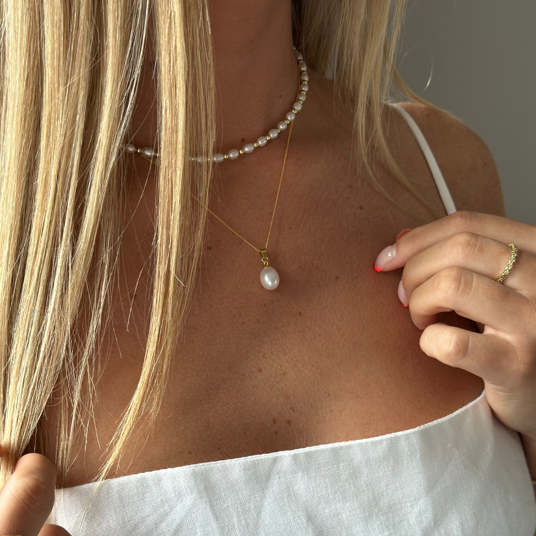 送税込【HURLEY BURLEY】9CT GOLD PEARL CLOVER NECKLACE パール 9ct Yellow Gold Mother of Pearl Petal Necklace – Hurley Burley