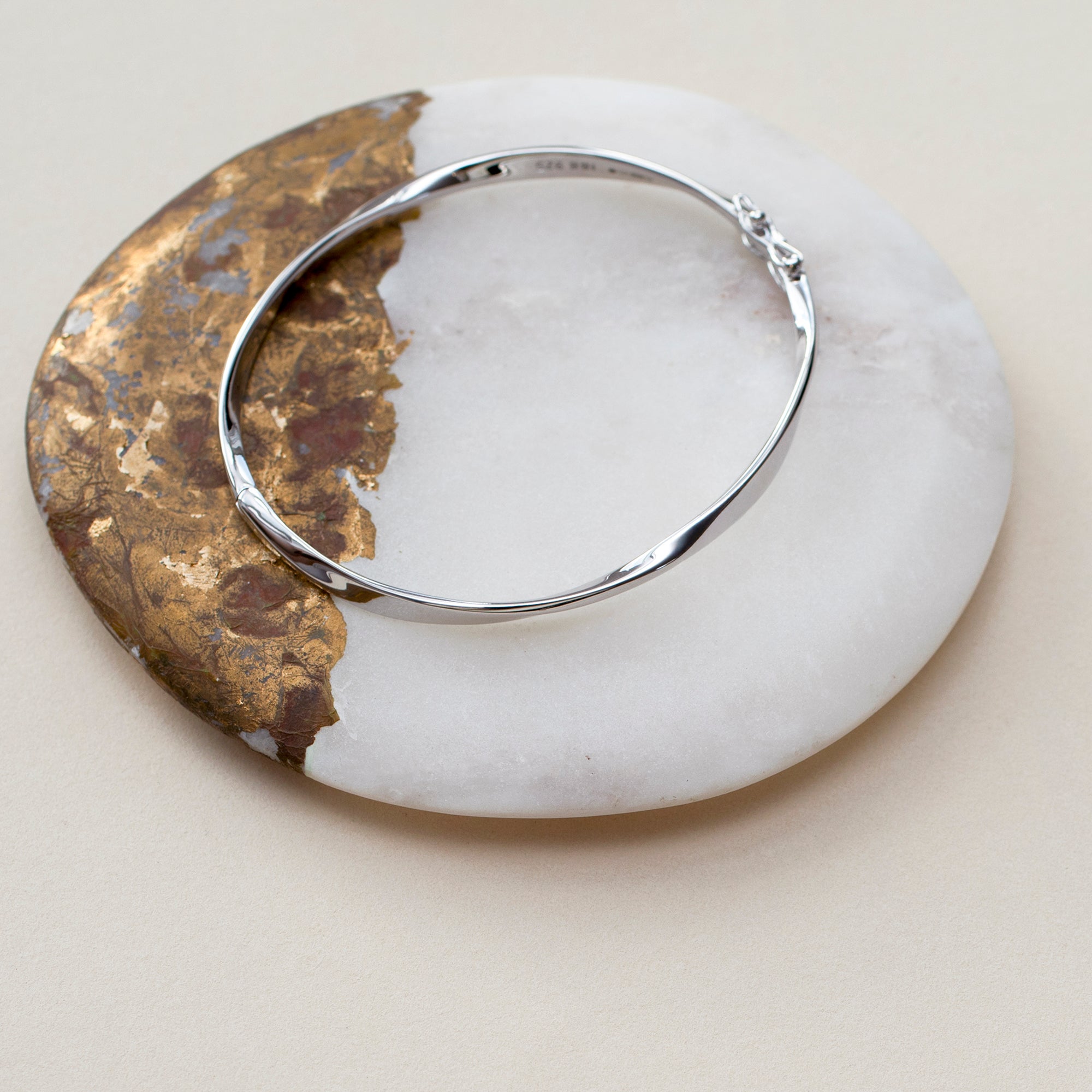 Sterling Silver Twisted Bar Bangle