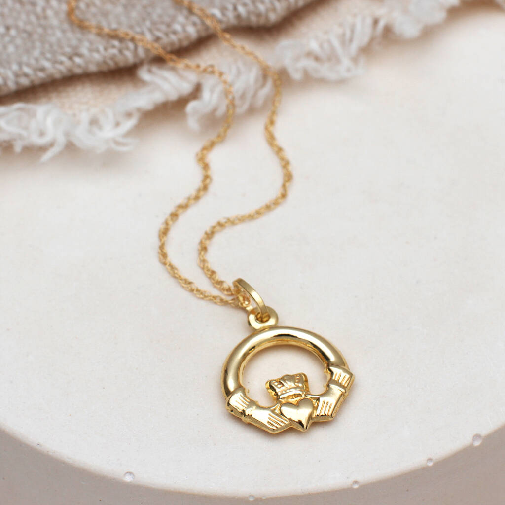 9ct Gold Claddagh Love Necklace
