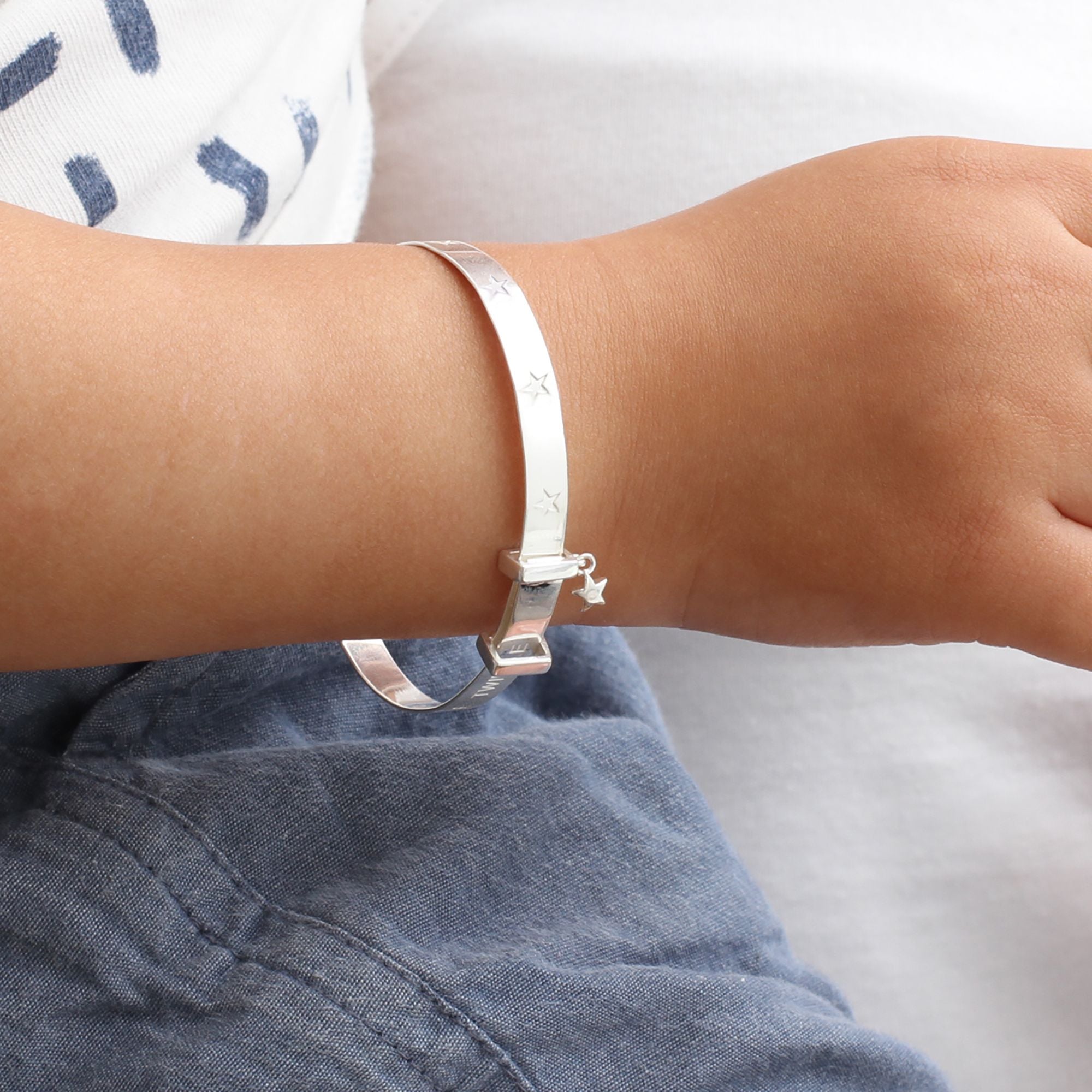 Sterling Silver 'Twinkle Star' Expanding Baby Bangle