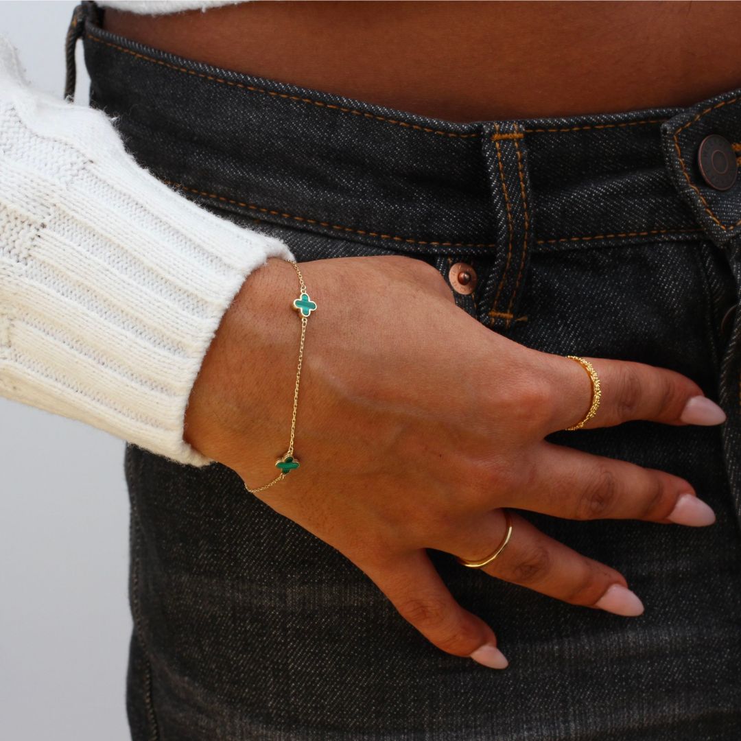 9ct Yellow Gold Green Clover Bracelet