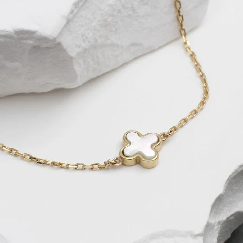 9ct Gold Mother of Pearl Clover Bracelet & Earrings Set