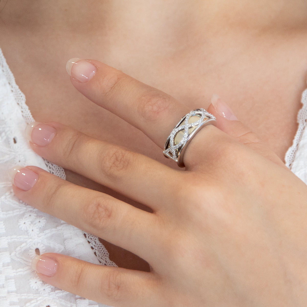 Sterling Silver Rhodium Plated Infinity CZ Oura Ring 5 Cover