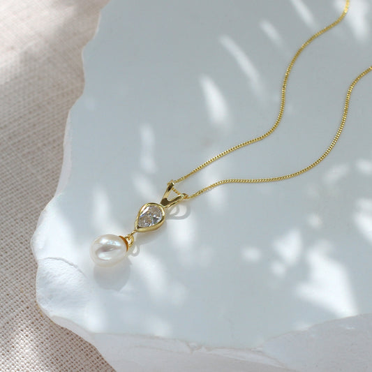 9ct Yellow Gold Freshwater Pearl and Cz Drop Pendant Necklace