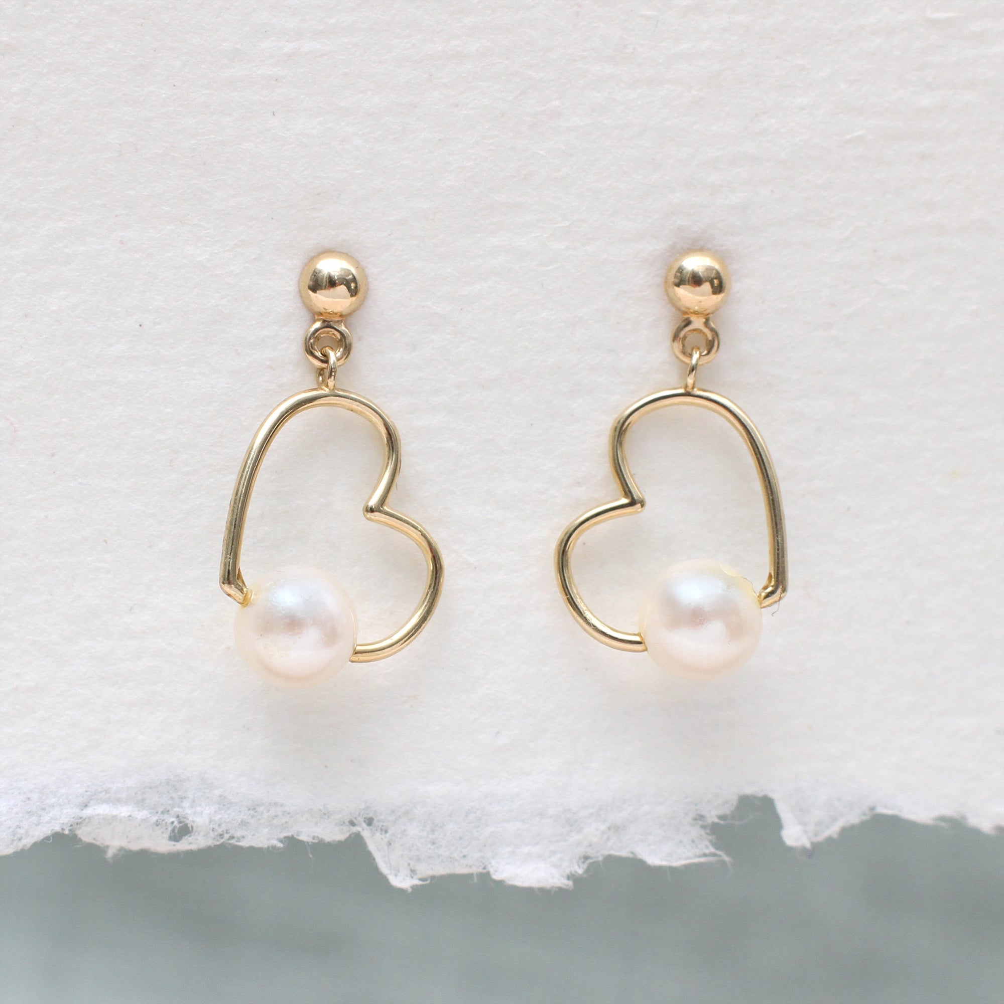 9ct Yellow Gold Freshwater Pearl Heart Drop Earrings