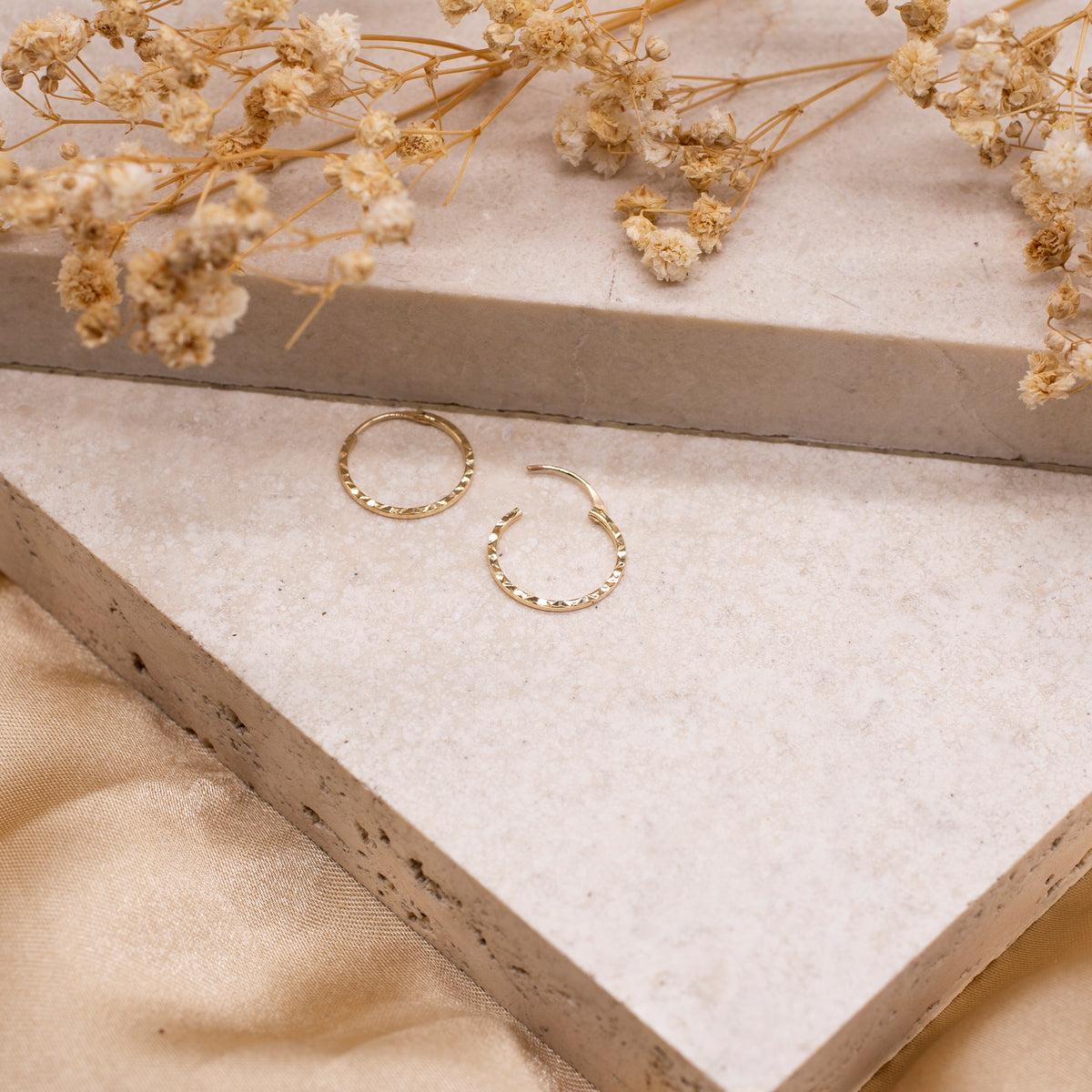 9ct Yellow Gold Tube Diamond Cut Hoop Earrings