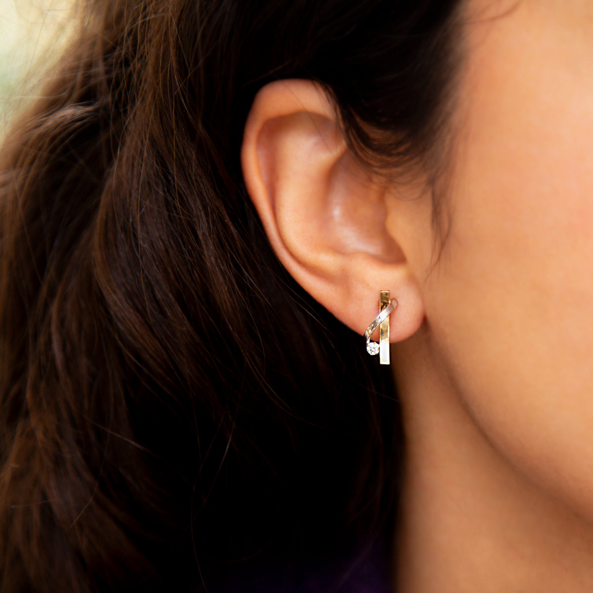 9ct Two Colour Gold Cz Overlapping Curved Bar Stud Earrings