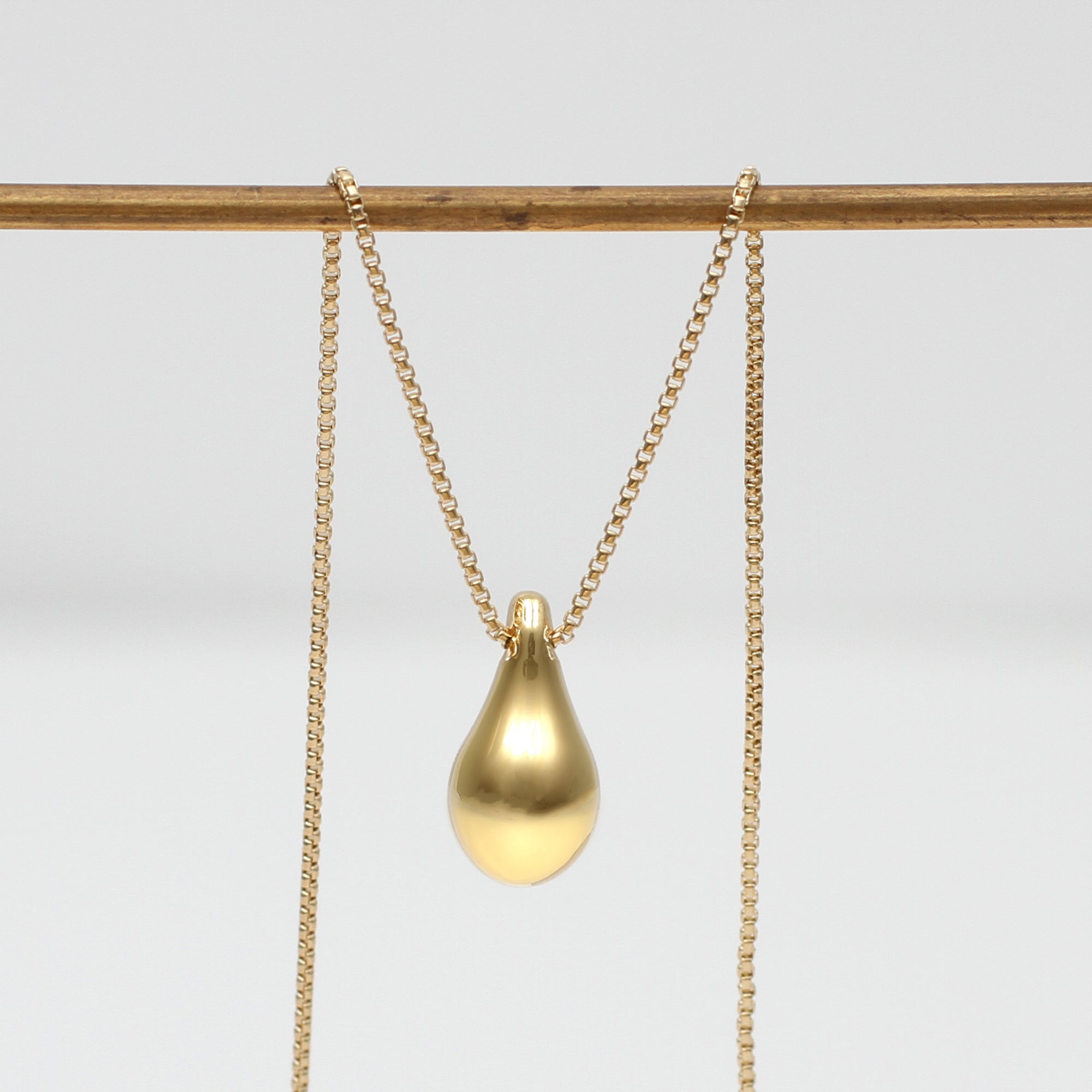 9ct Yellow Gold Teardrop Necklace