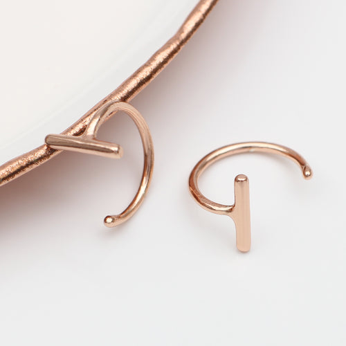 18ct Rose Gold Plated Mini Pull Through Bar Earrings
