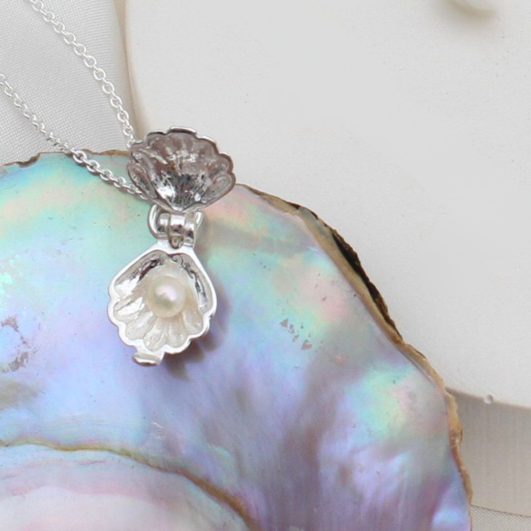 Sterling Silver Oyster Shell and Pearl Charm