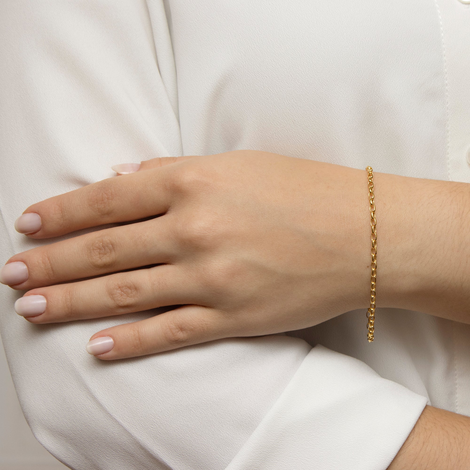 9ct Yellow Gold 2.6mm Oval Belcher Bracelet